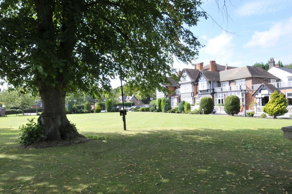 The Golf Hotel Woodhall Spa Extérieur photo